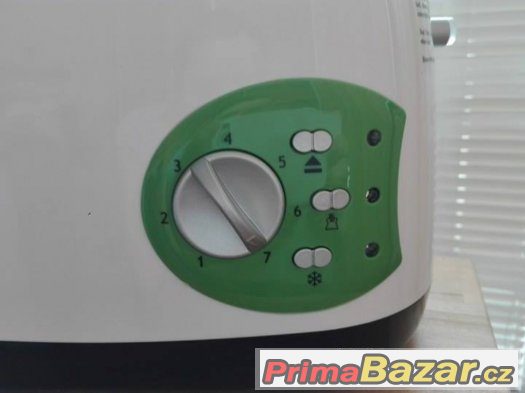 Nový topinkovač toaster RUSSELL HOBBS 19640 – fotografie 2