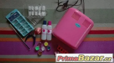 prodám UV lampu na nehty