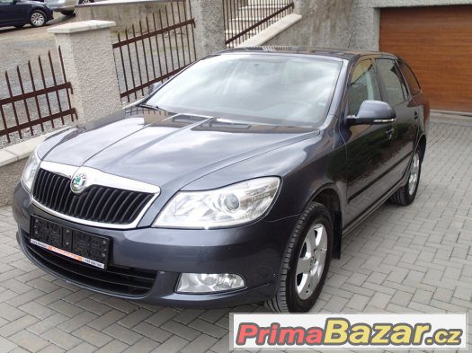 Škoda Octavia combi  1.6TDi DSG Koup.ČR,Servisní kniha – fotografie 1