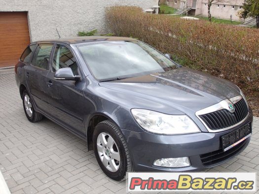 Škoda Octavia combi  1.6TDi DSG Koup.ČR,Servisní kniha – fotografie 3