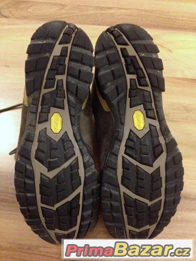 boty AKU Arriba II Mid GTX, velikost 44,5 / 9,5 – fotografie 4