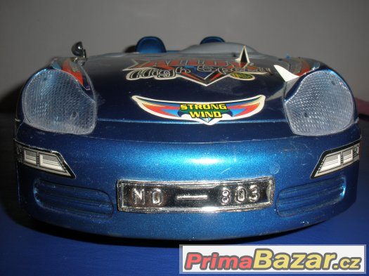 Prodám starý a velký plastový model Porsche Boxster 1:10 – fotografie 2