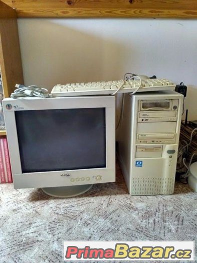 Prodám STAROU PC SESTAVU - FUNKČNÍ, ALE SPÍŠE NA DÍLY – fotografie 1