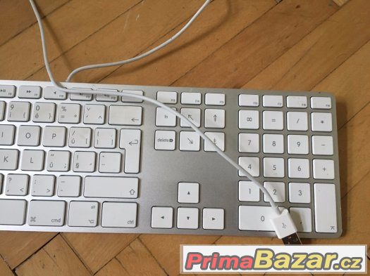 Apple Klavesnice MB110 CZ – fotografie 4
