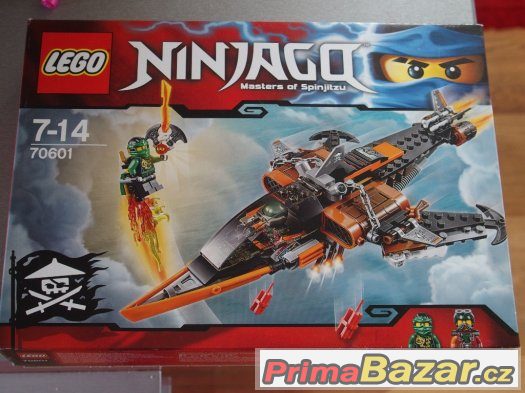 lego 70601 žraločí letoun – fotografie 1