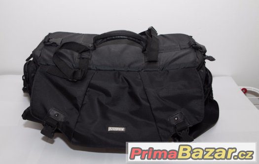 Prodám profesionální kameru JVC GY-HM650U – fotografie 4