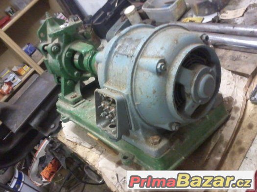 Motor s čerpadlem – fotografie 3