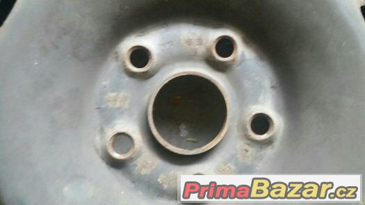 Disky z VW Passat a zimní gumy – fotografie 4