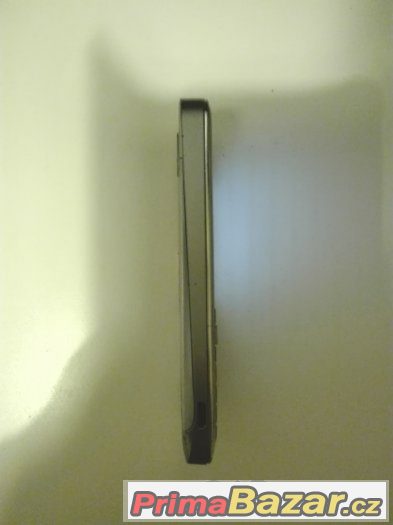 NOKIA E52, black aluminium – fotografie 2