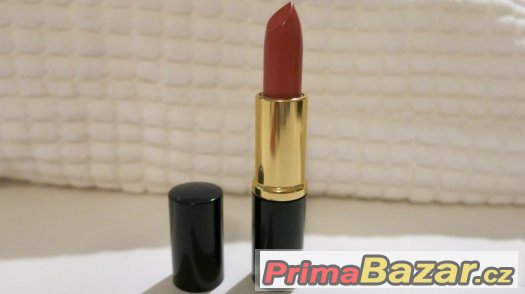 Oční stíny + rtěnka značky Estée Lauder – fotografie 3
