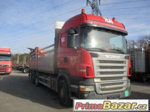 Scania R440 6x2 s hydraulickou rukou Palfinger PK15002 – fotografie 1