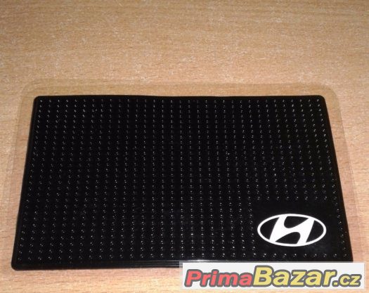 protiskluzová podložka Hyundai 150x90x3mm doprava zdarma – fotografie 1
