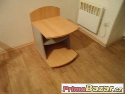 IKEA noční stolek – fotografie 2