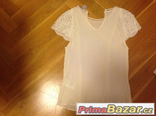 Bílá halenka z H&M – fotografie 2