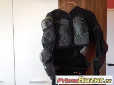 Krunýř Zamo 1009, chránič páteře