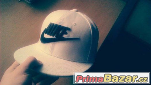 Snapback nike – fotografie 1