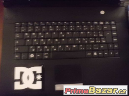 Fujitsu Siemens AMILO Li 1705 – fotografie 4
