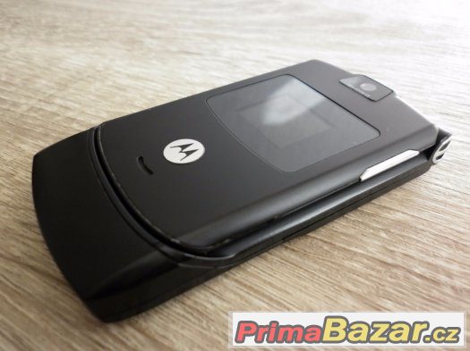 Motorola Razr V3, černý, top stav.Nádherný telefon. – fotografie 4