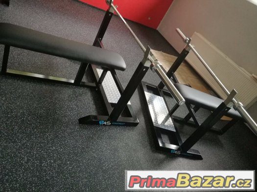 Bench press lavice, Masivní benchpress – fotografie 3