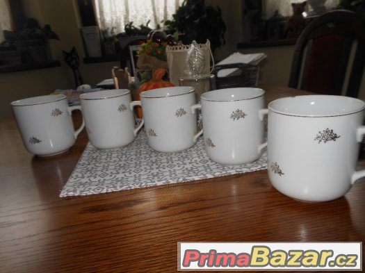5x starý hrníček se zlatými kvítky-značeno-moc pěkné – fotografie 5