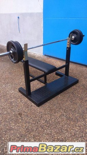 Masivní benchpress lavice – fotografie 2