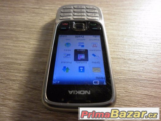 Nokia 6303, stříbrná, klasický tlačítkový telefon. – fotografie 5