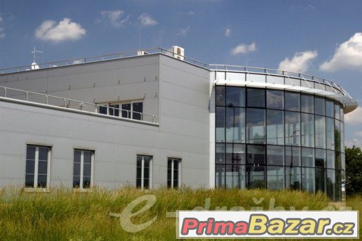 Novostavba autosalon - showroom (2 250 m2) a pozemkem, Uhers – fotografie 2