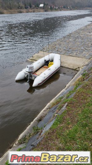 Nafukovaci Clun 2.9m s pojezdem – fotografie 3