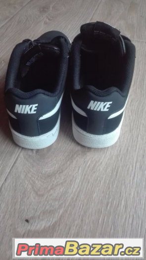 Nike botky – fotografie 5