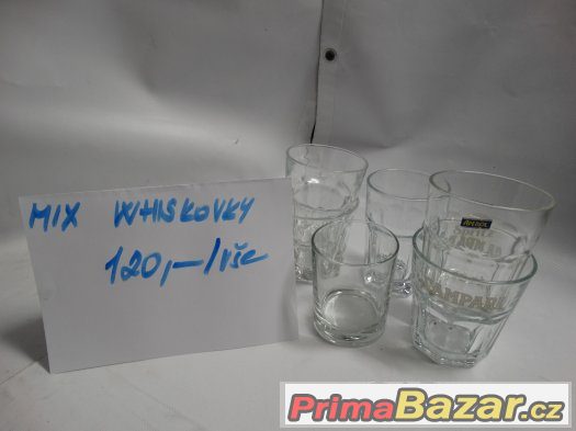 Sklenice whiskovky, shot drink a další – fotografie 4