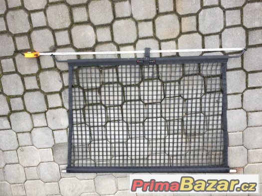 zadní síť do vozidla s oky. – fotografie 1