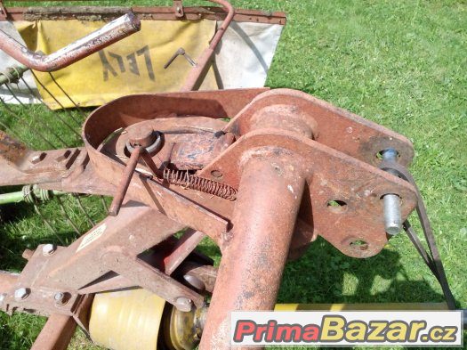 Prodám nahrabovač (shrnovače) sena STOLL R 311 – fotografie 4