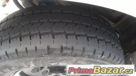 Zátěžové pneumatiky 225 / 70 r 15; sleva – fotografie 1