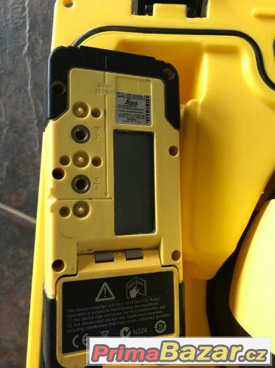 Stavební laser Leica Rugby 50 300m – fotografie 3