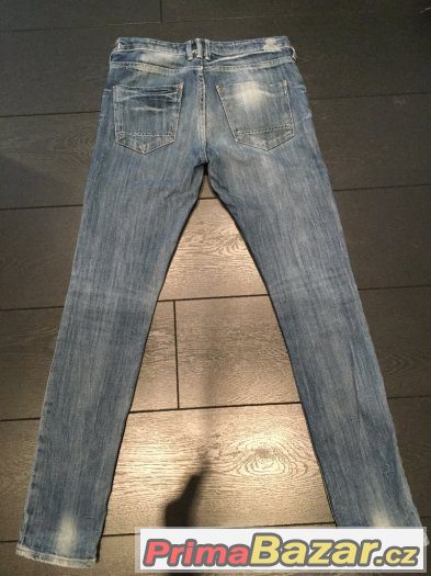 džíny H&M slim fit – fotografie 3