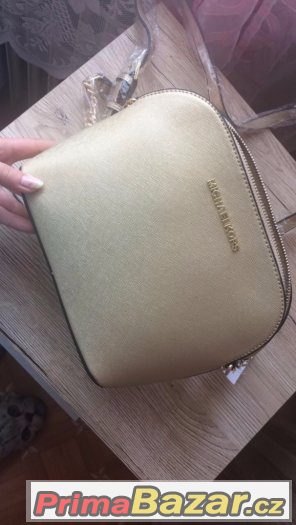 kabelka před rameno michael kors zlata crossbody – fotografie 3