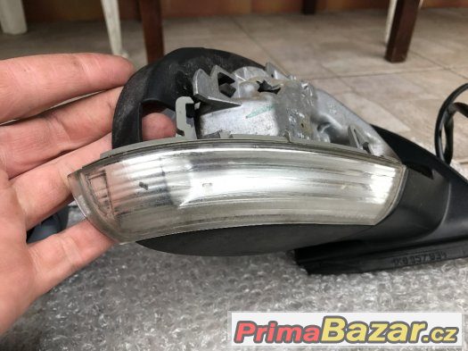 Prodám pravé zpětné zrcátko VW Golf V – fotografie 5