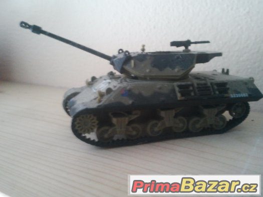 prodám tank – fotografie 1