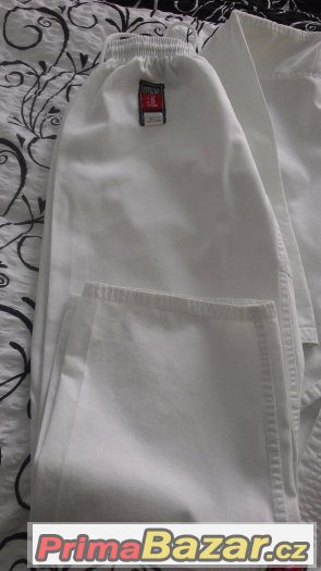 Kimono na karate – fotografie 2