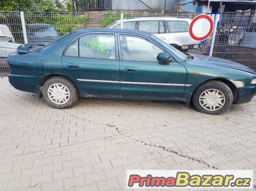 Mitsubishi Galant č. 1998 – fotografie 2