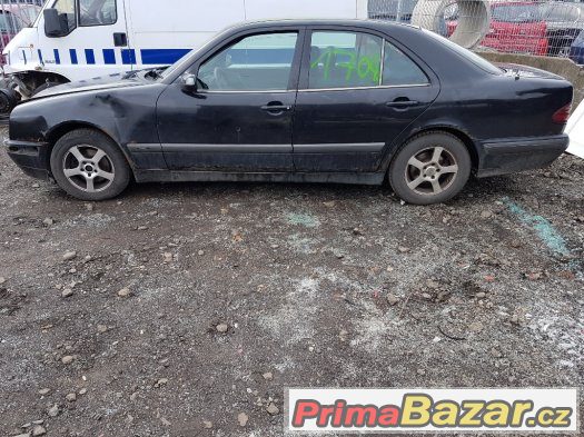 Mercedes Benz E 200 č. 1704 – fotografie 1