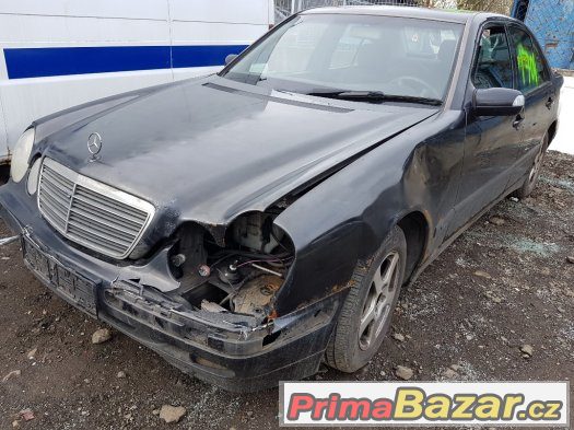 Mercedes Benz E 200 č. 1704 – fotografie 4