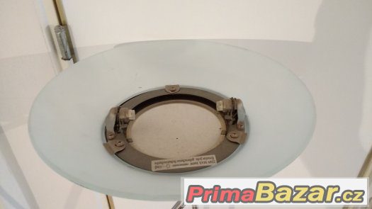 Stojací lampa – fotografie 2
