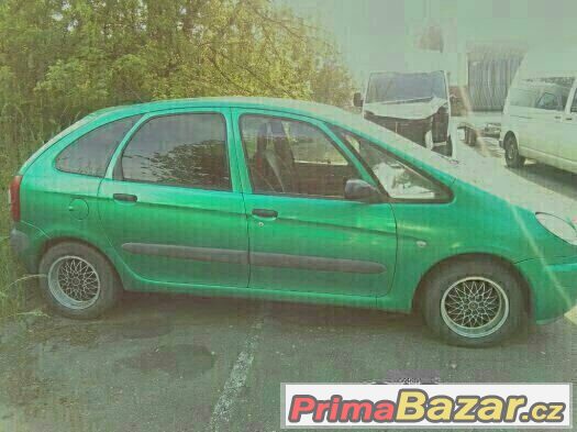 Citröen Xsara PICASO 1.8 16 R.v.2000 – fotografie 3