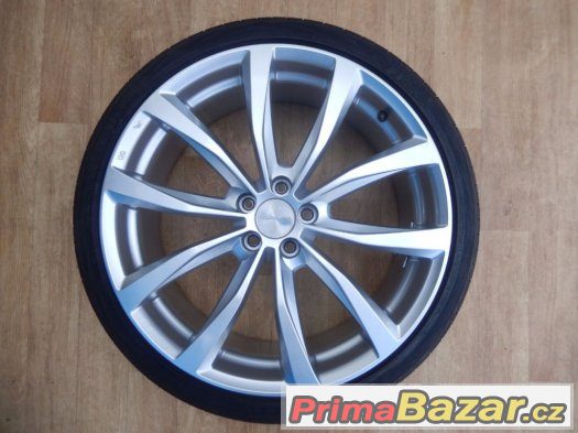 Subaru Impreza 5x100 8x19 ET48 + 225/35/19 - orig. léto – fotografie 1