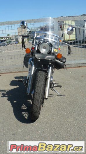 Honda VT 750 Black Widow – fotografie 4