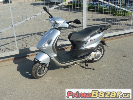 Piaggio Fly 125 – fotografie 1