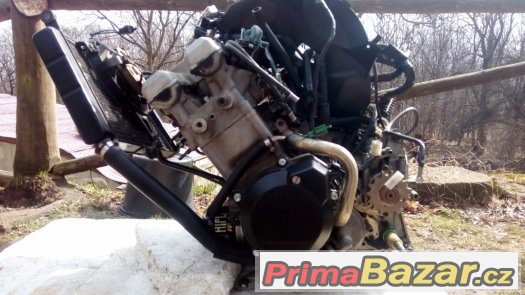 Prodám motor na YAMAHA FZR 600 r.v. 94-95 – fotografie 4
