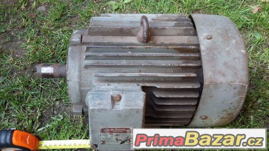 Asynchroní 3f motor MEZ AP100L-8 – fotografie 1