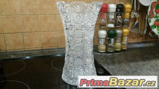KRÁSNÁ BROUŠENÁ VÁZA v.30cm počátek 20.století – fotografie 1